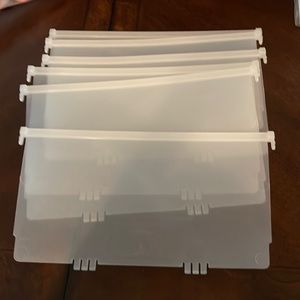 6 separate picture book bin dividers from Really Good Stuff.